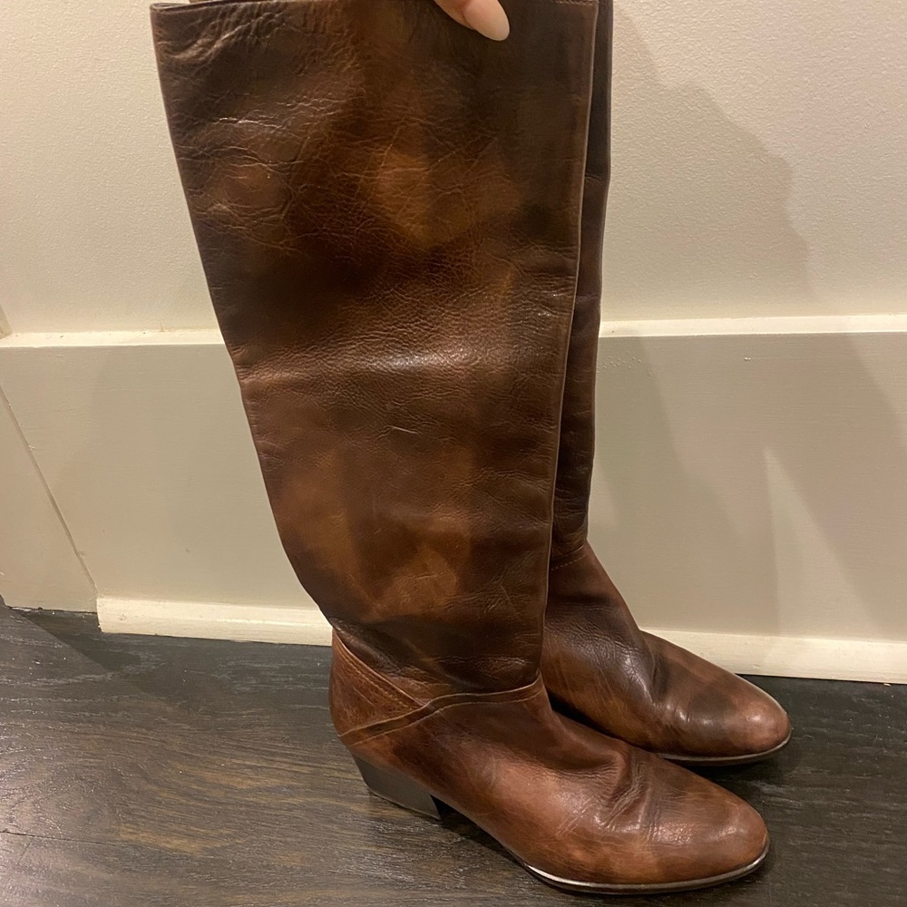 Stuart Weitzman Boots